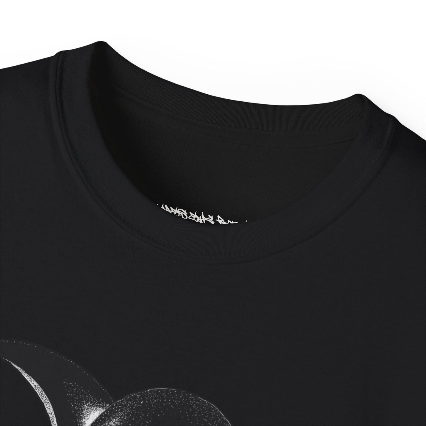 "the high priestess gently weeps" tee